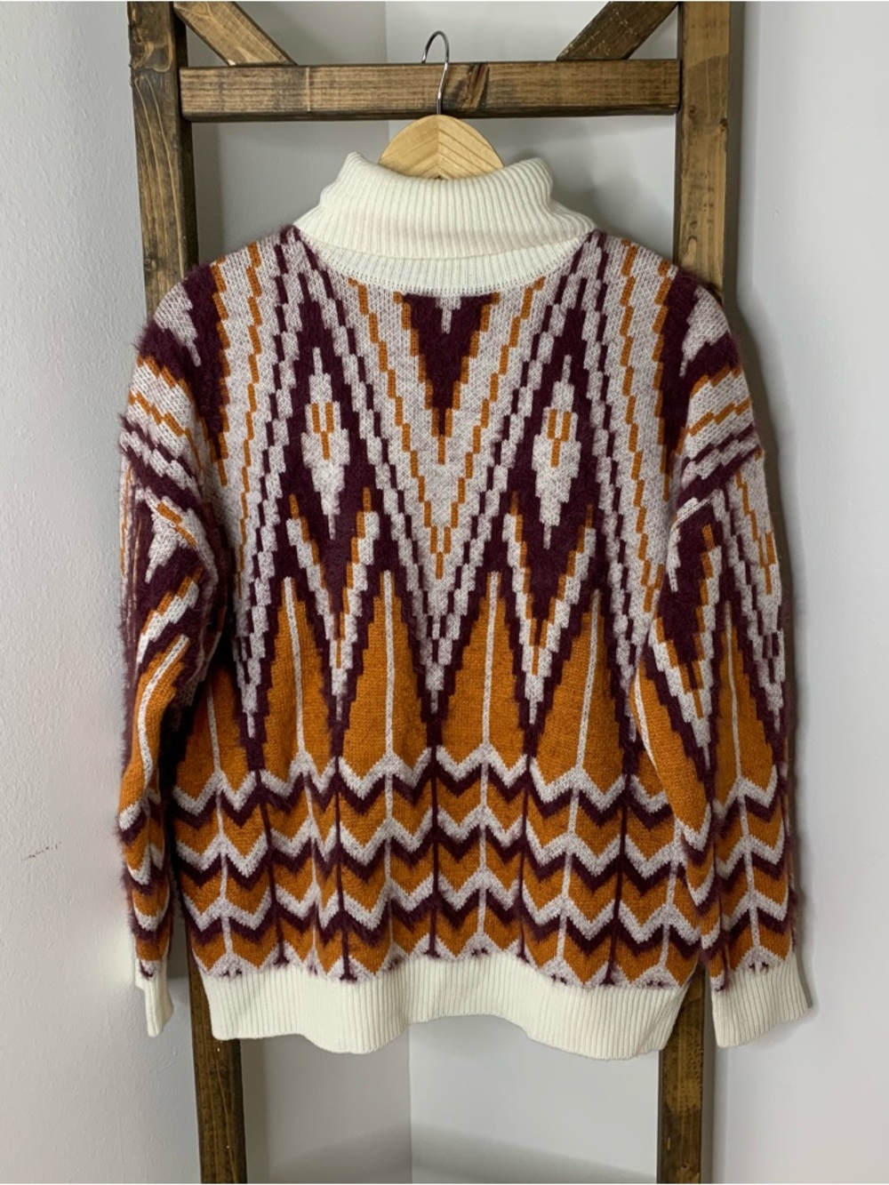 Forever 21 Cozy Geometric Turtleneck Sweater Size M